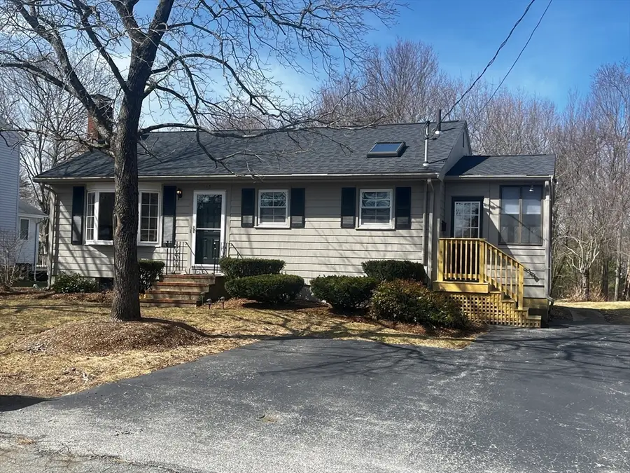 15 Bradford St, Rockland, MA 02370 - #2