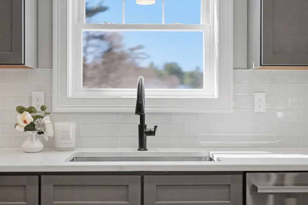 212 Montgomery Rd, Westfield, MA 01085 - #1