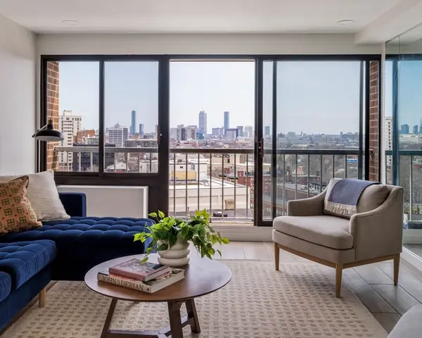 1105 Massachusetts Ave #PHA, Cambridge, MA 02138