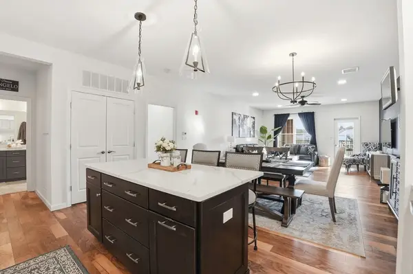 15 Revolution Way #2205, Canton, MA 02021