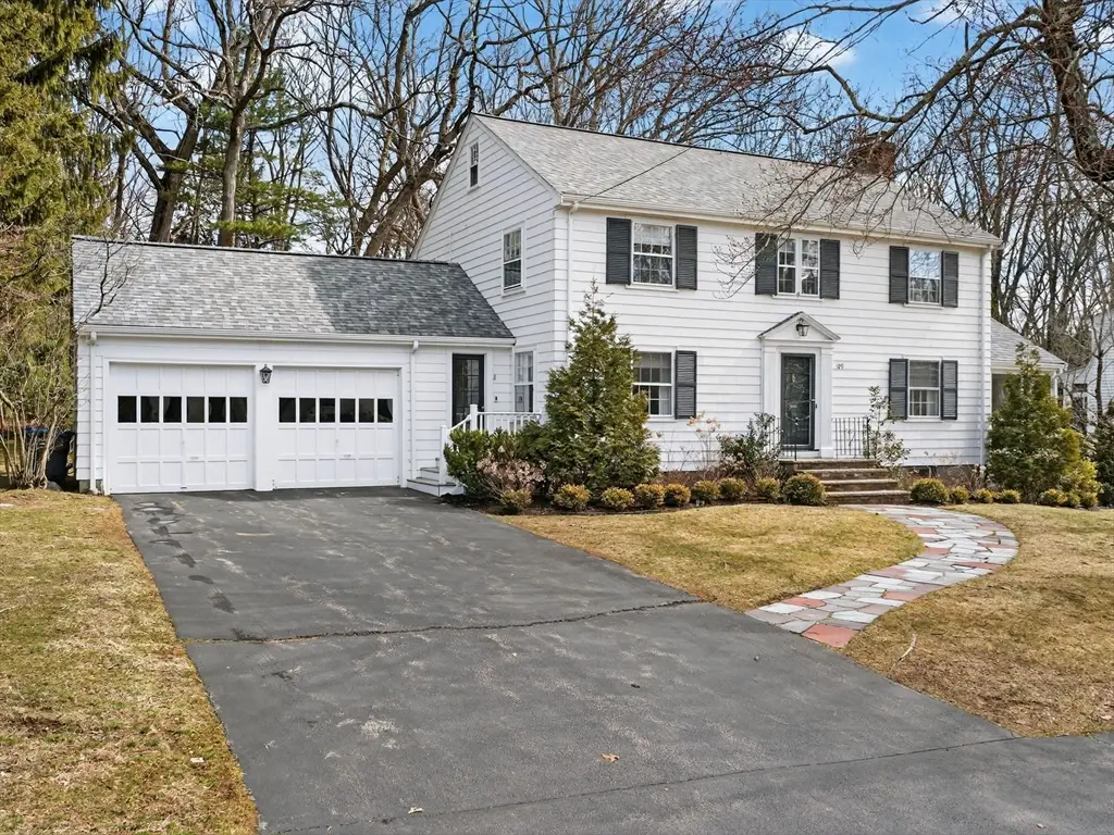 189 Bristol Rd, Wellesley, MA 02481 - #1