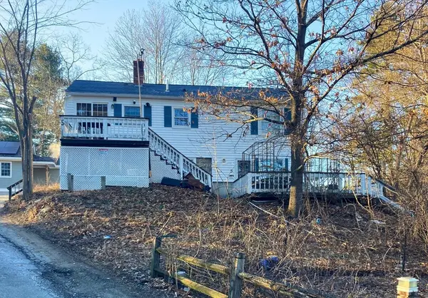 5 Hillcrest Road, Andover, MA 01810