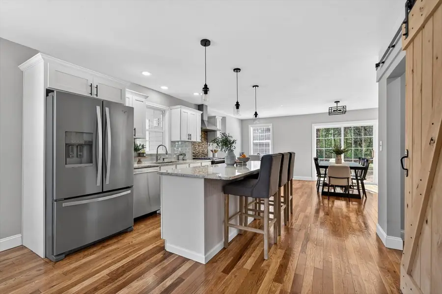 10 Mattakeesett Ave, Pembroke, MA 02359 - #2