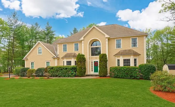 30 Whispering Lane, Holliston, MA 01746