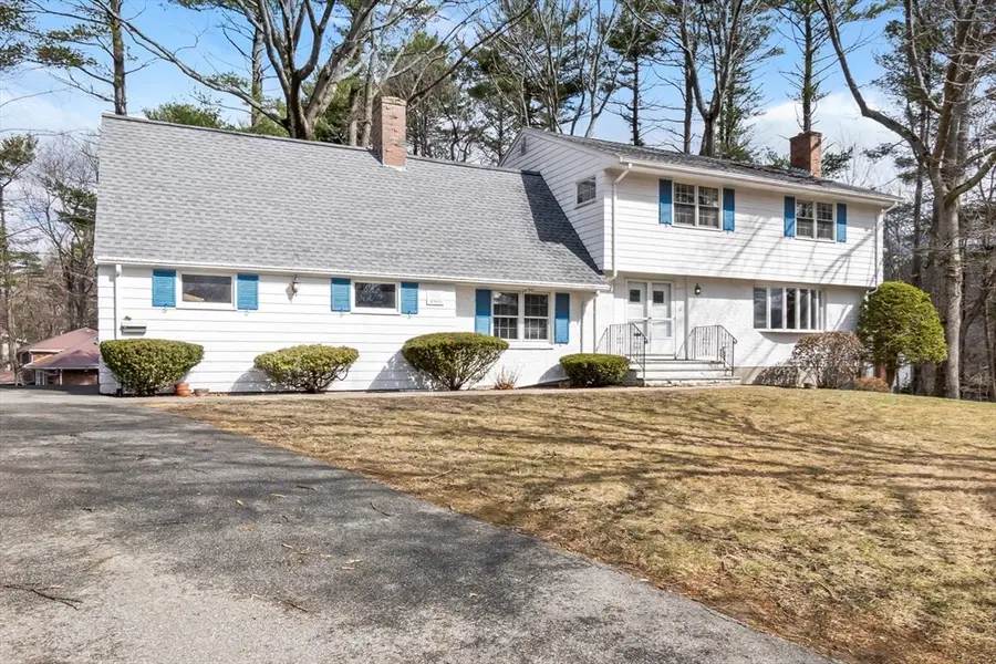 26 Ledgewood Dr, Danvers, MA 01923 - #3