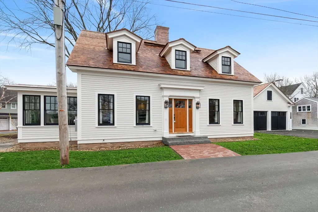 10 Union Place, Newburyport, MA 01950 - #1