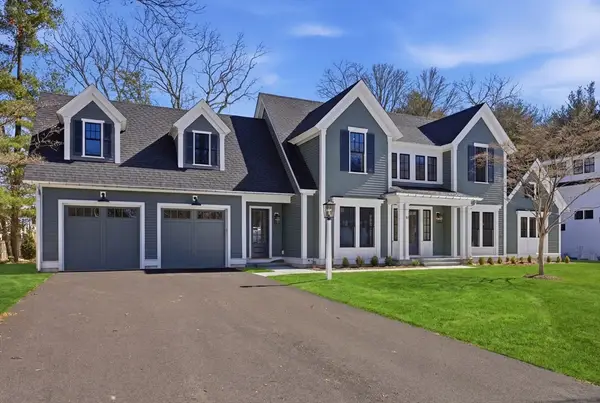 51 Revolutionary Road, Concord, MA 01742