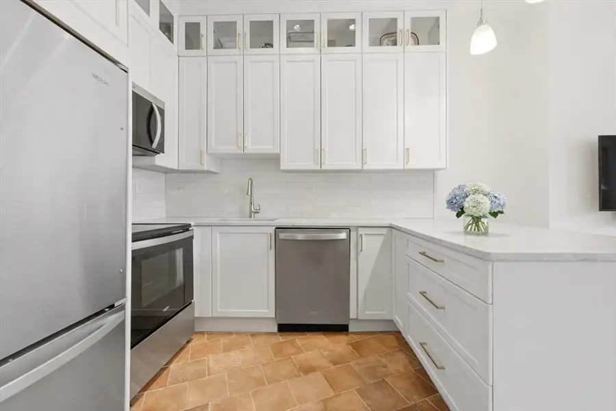 576 E Broadway #3, Boston, MA 02127 - #2