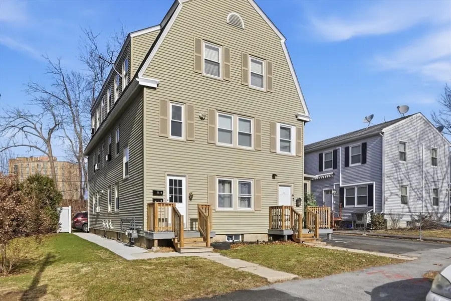 18 Haynes St, Worcester, MA 01603 - #2