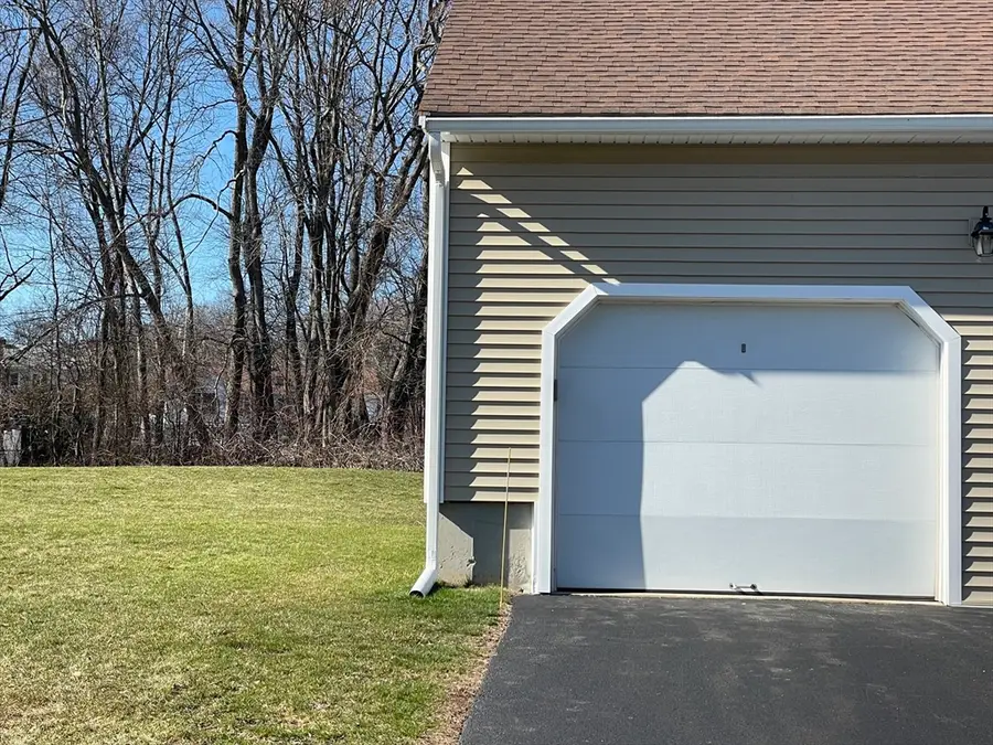 39 Godfrey Ln #39, Milford, MA 01757 - #3