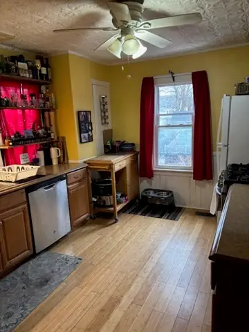 24 Collins, Amesbury, MA 01913 - #3