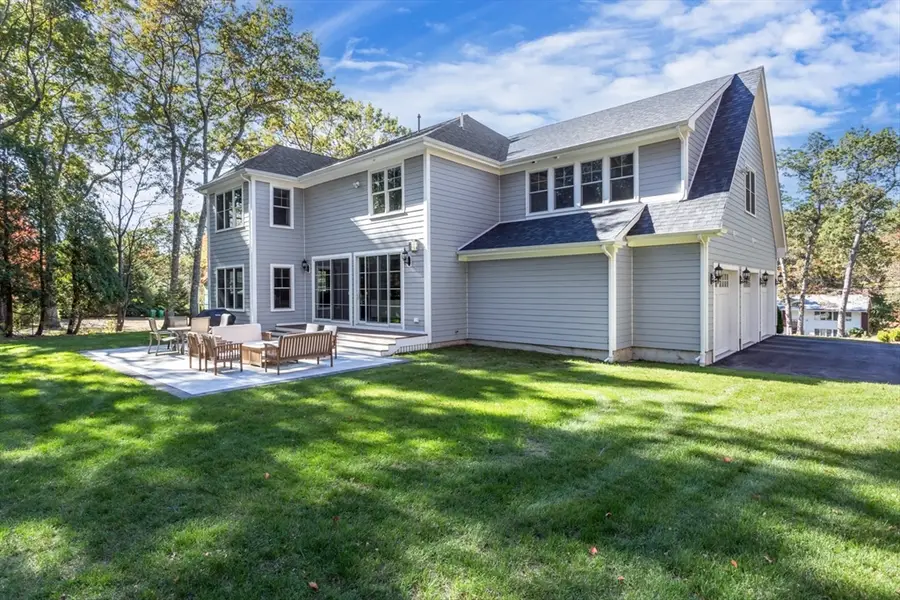 216 Oak St, Westwood, MA 02090 - #3