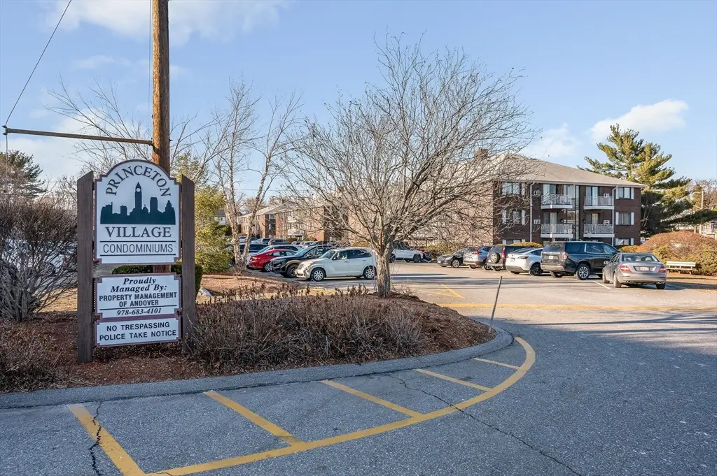 270 E Haverhill St #12, Lawrence, MA 01841 - #1