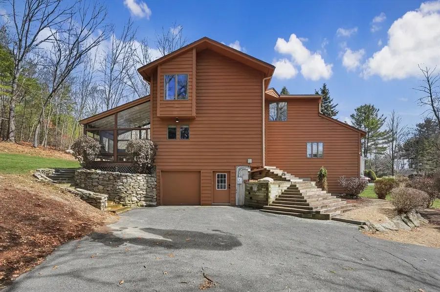 34 Grove St, Shrewsbury, MA 01545 - #2