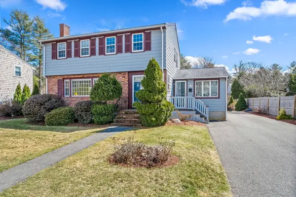 32 Nichols Ave, Avon, MA 02322