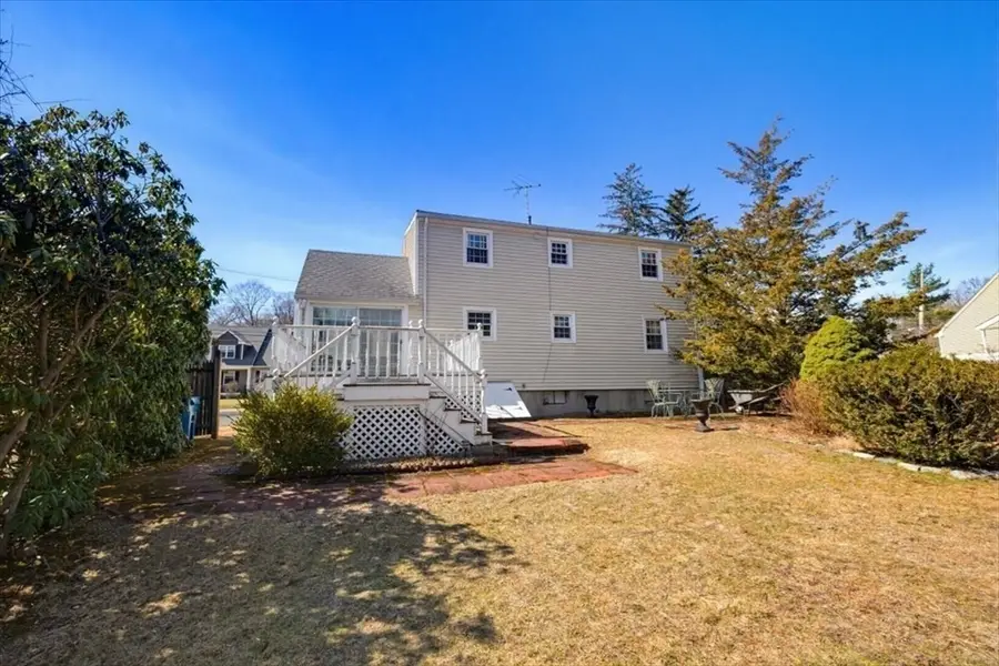 9 Winter St, Burlington, MA 01803 - #3