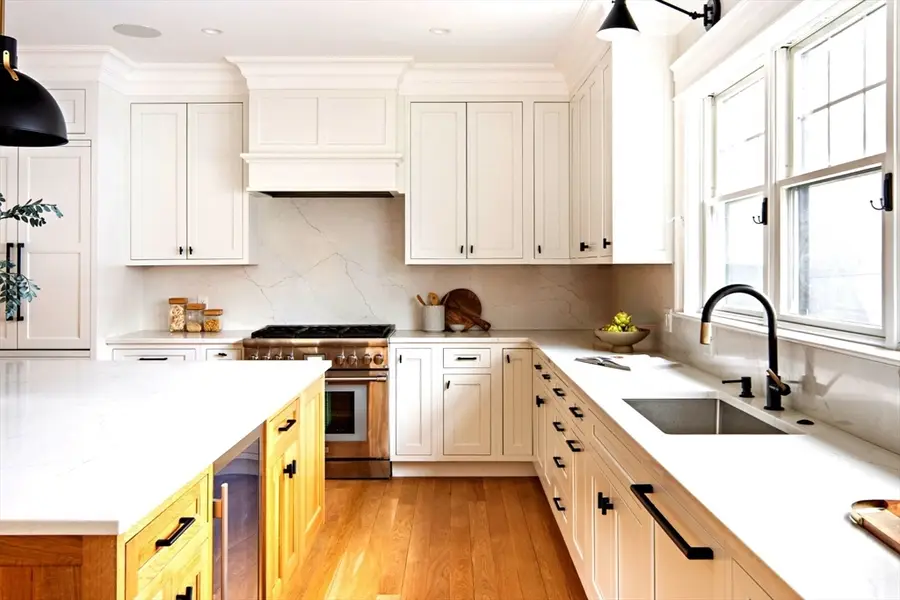 2 Abby Rd, Winchester, MA 01890 - #3