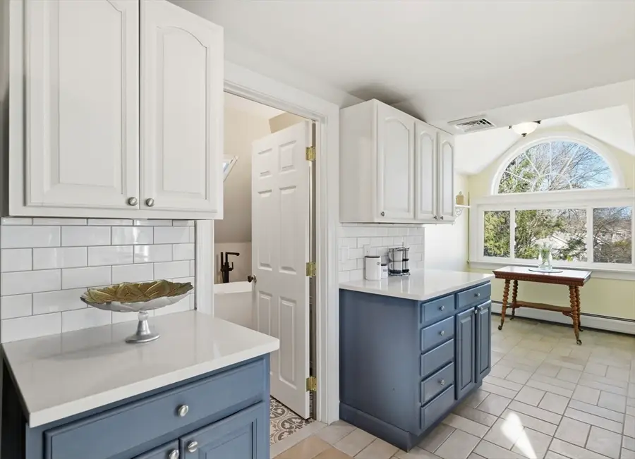 30B Graves Ave #B, Northampton, MA 01060 - #3