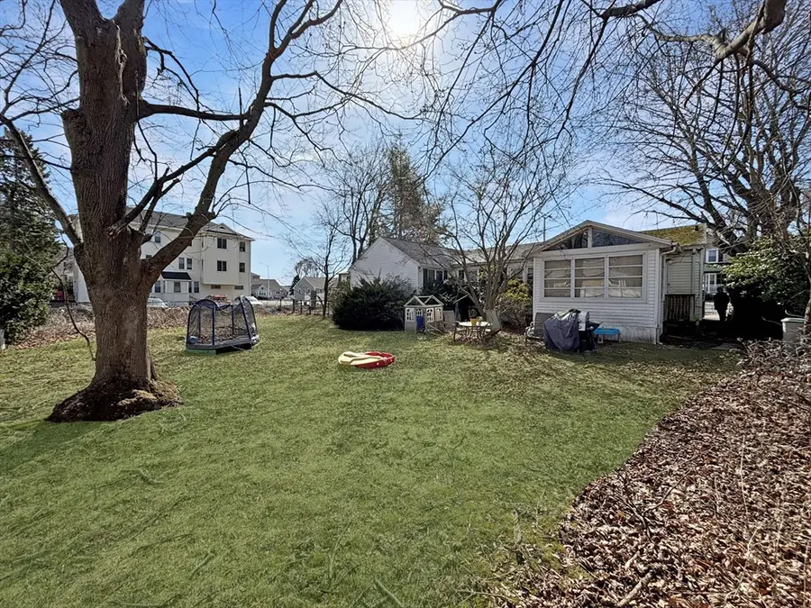 103 Heywood St, Worcester, MA 01604 - #3