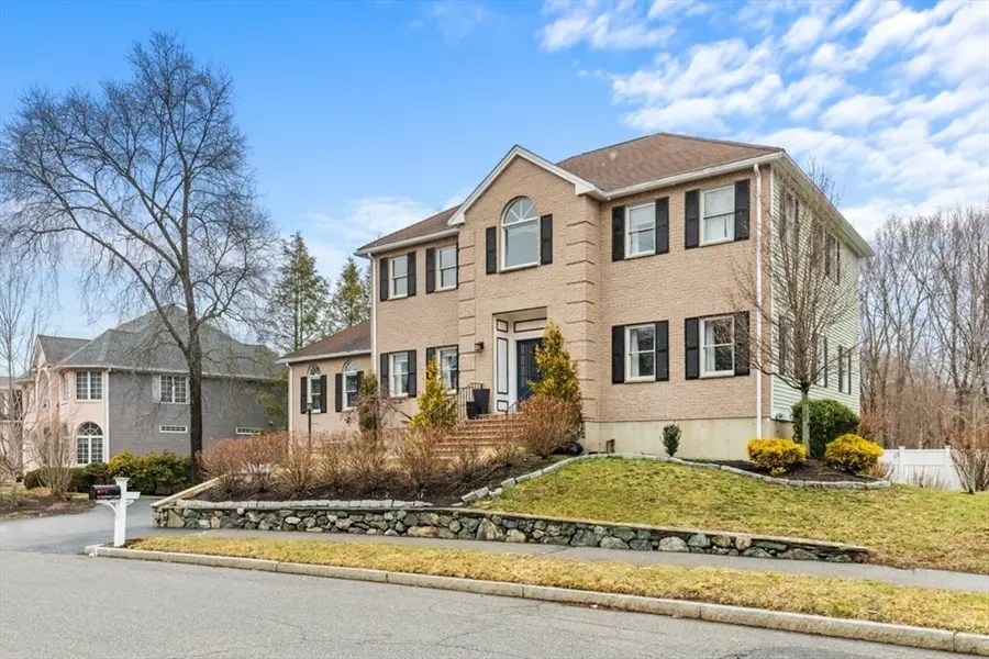 31 Zachary Lane, Reading, MA 01867 - #2