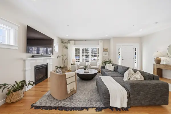 182 Main St #4, Acton, MA 01720