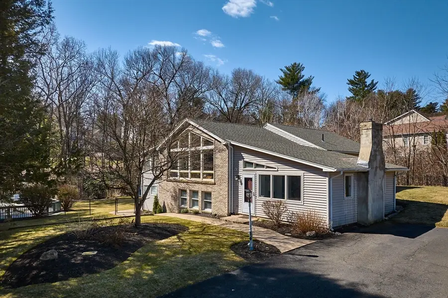 14 Sylvan Dr, Westfield, MA 01085 - #2
