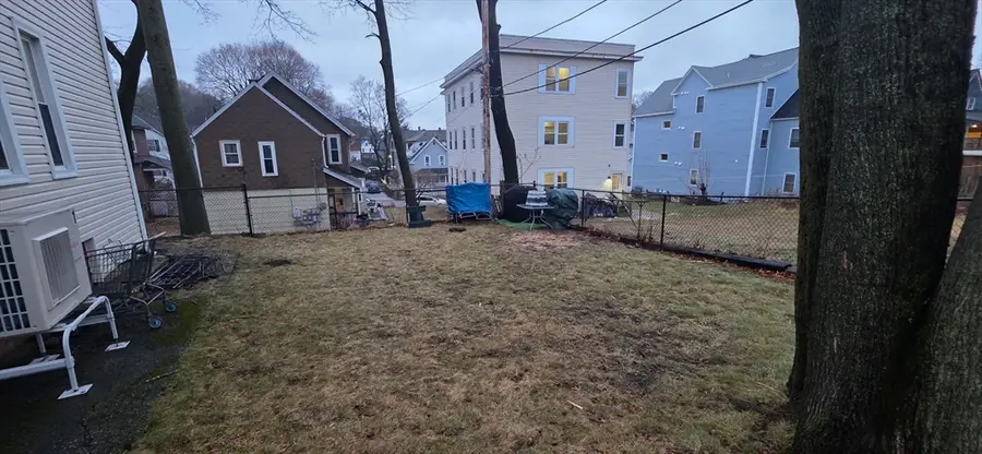 51 Uxbridge St, Worcester, MA 01605 - #3