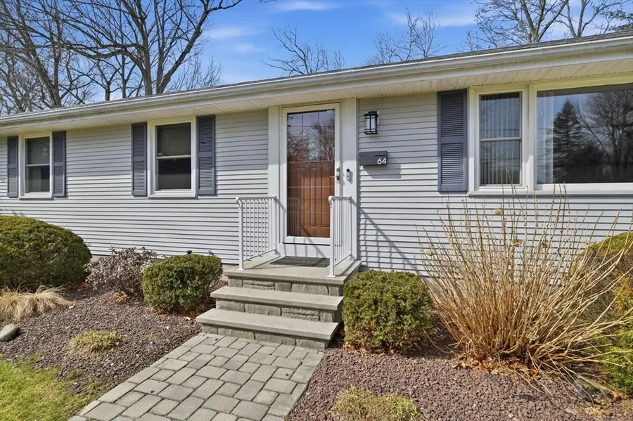 64 Brookwood Dr, Longmeadow, MA 01106 - #3