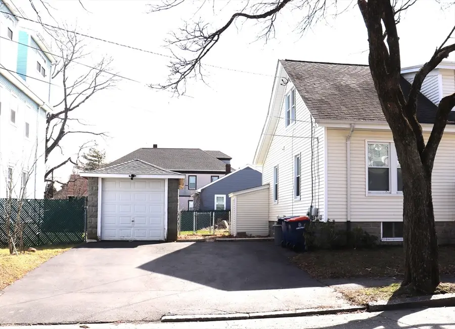 120 Willow St, New Bedford, MA 02740 - #3