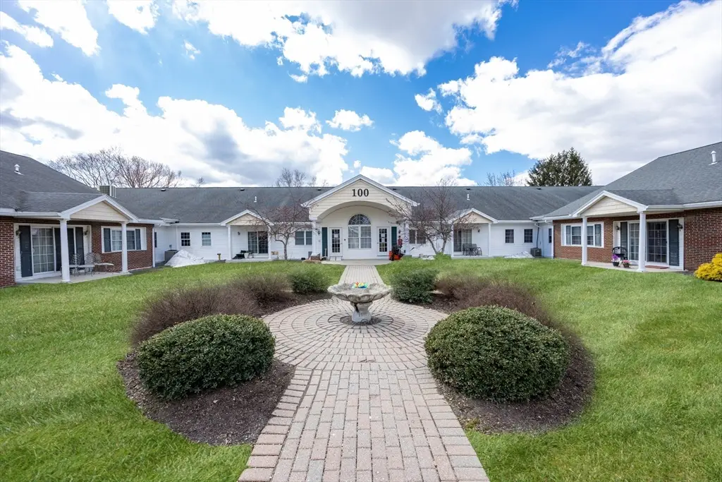 100 Lawrence St #18, Haverhill, MA 01830 - #1