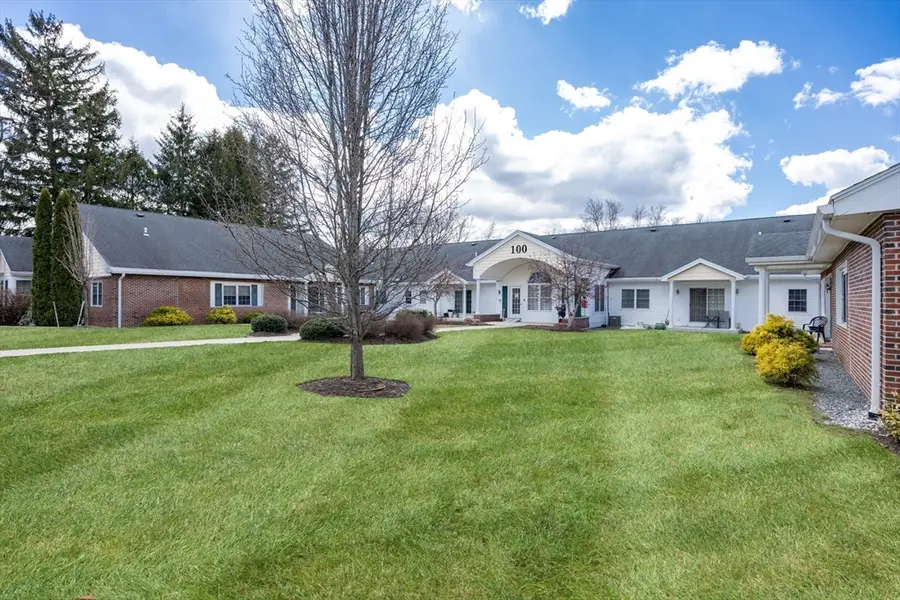 100 Lawrence St #18, Haverhill, MA 01830 - #3