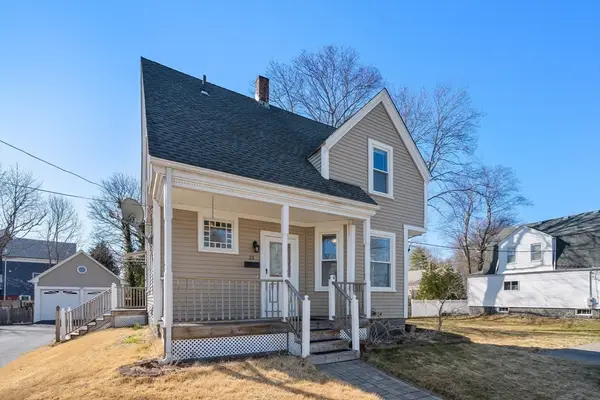 21 Crescent St, Whitman, MA 02382