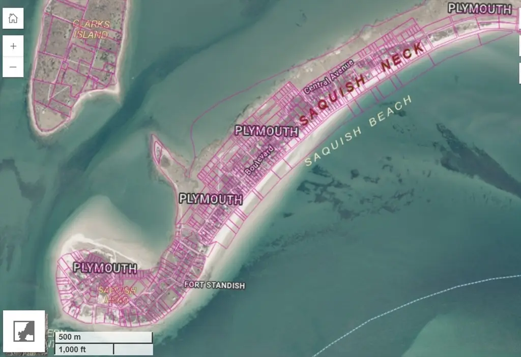 384 Saquish, Plymouth, MA 02360 - #1