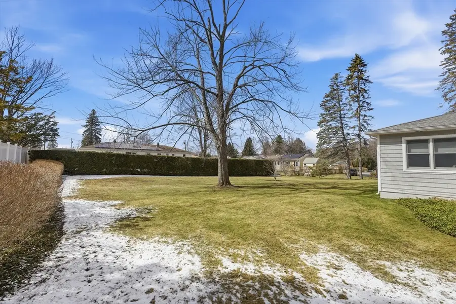 5 Cloverleaf Rd, Leominster, MA 01453 - #2