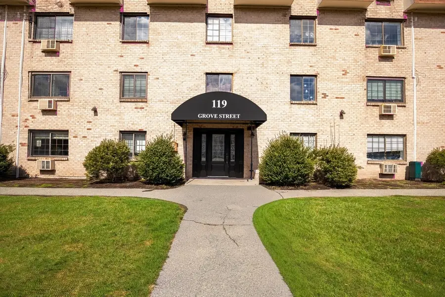 119 Grove St #234, Rockland, MA 02370 - #2