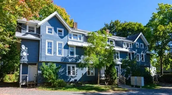 162 Woodlawn Ave, Pittsfield, MA 01201 - #1