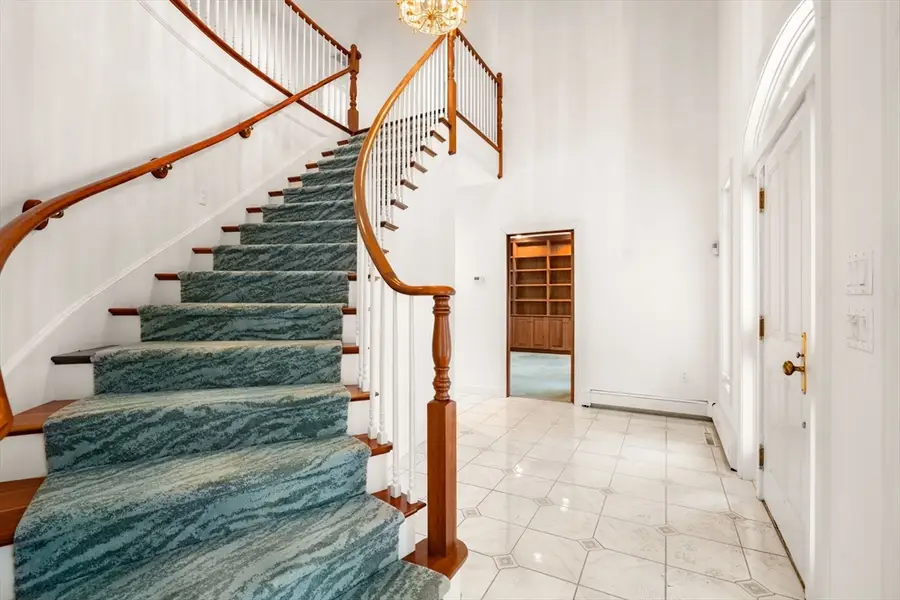 146 Aldershot Ln, Carlisle, MA 01741 - #3