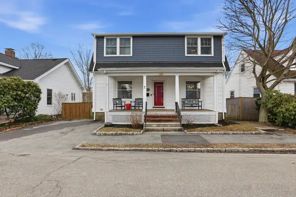 7 Sapphire Ave, Marblehead, MA 01945