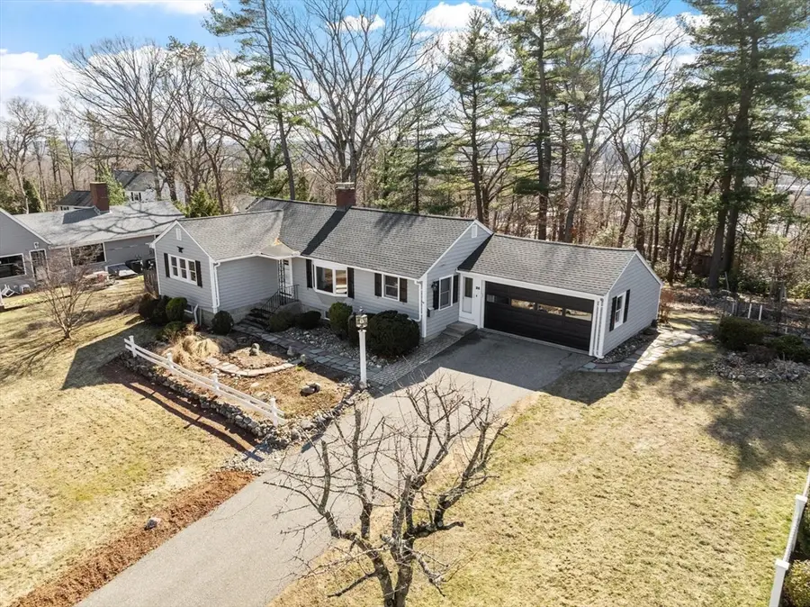 26 Lothrop Road, Reading, MA 01867 - #3