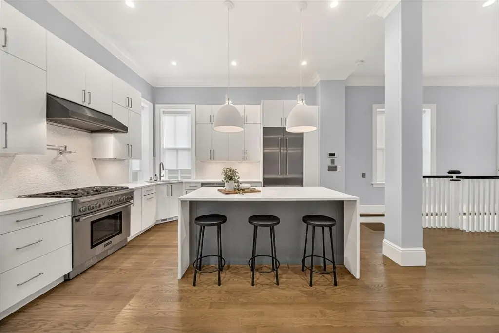 327-329 Shawmut Ave #1, Boston, MA 02118 - #1