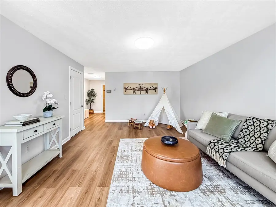 31 Dunn Rd, Revere, MA 02151 - #3