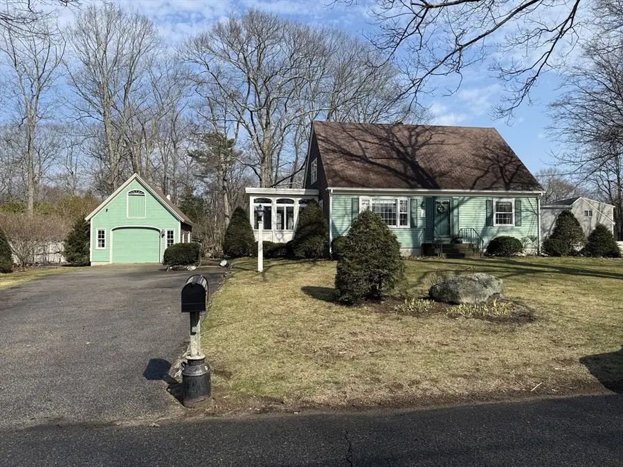 89 Oakcrest Drive, North Attleboro, MA 02760 - #2