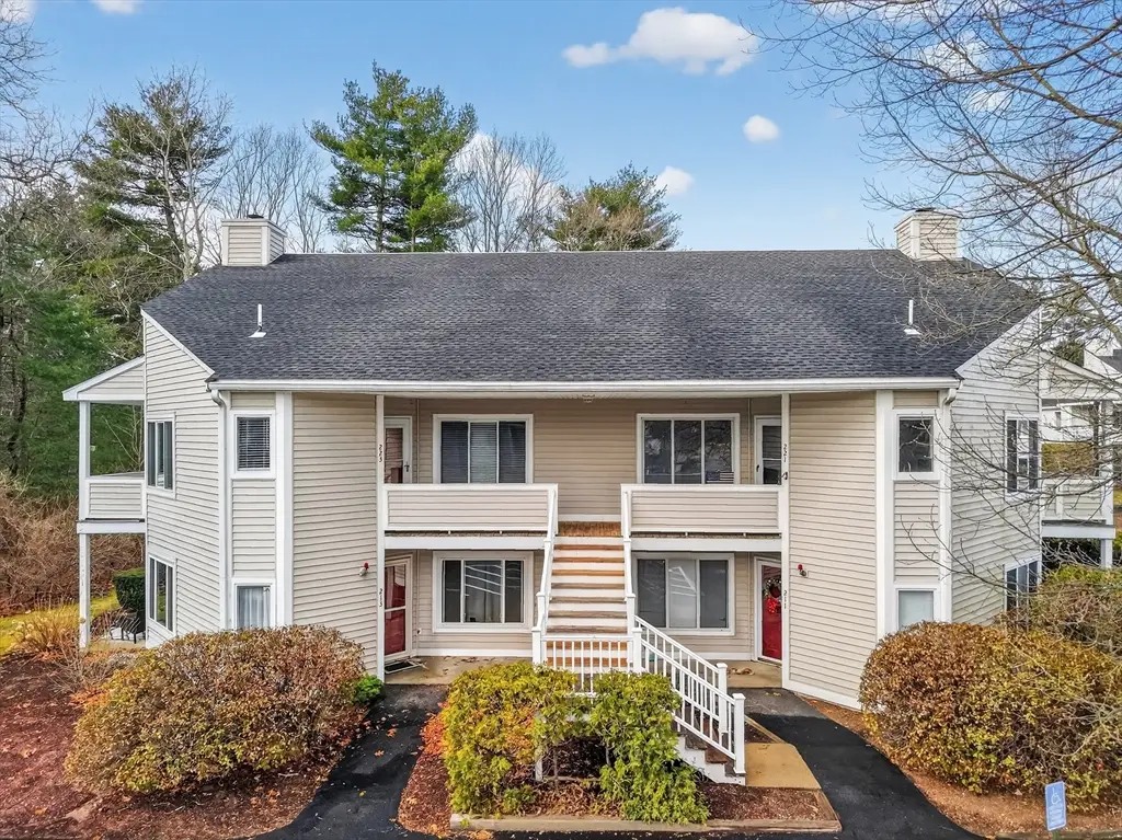 750 Whittenton St #221, Taunton, MA 02780 - #1