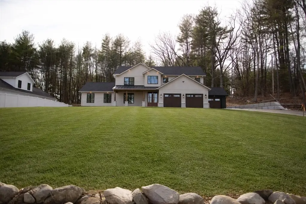 113 Newton St, West Boylston, MA 01583 - #1