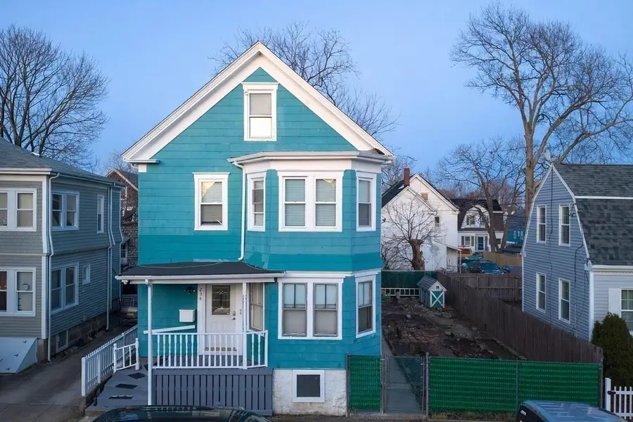 238 Tremont St, New Bedford, MA 02740 - #2