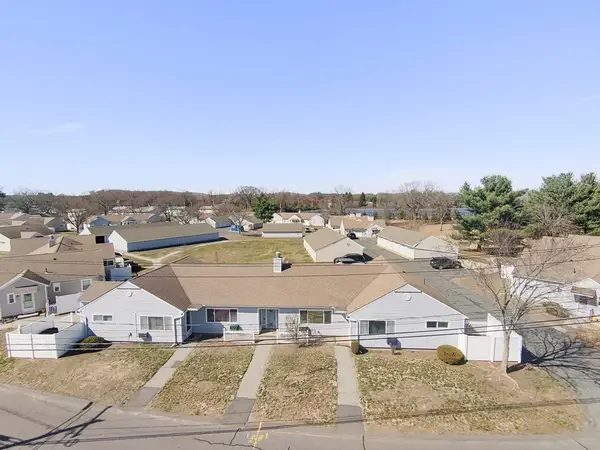 54 Mitchell Drive #54, Chicopee, MA 01022