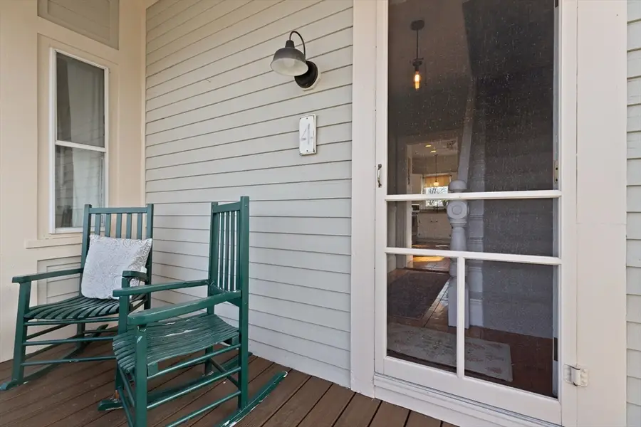 4 White Ave, Douglas, MA 01516 - #3