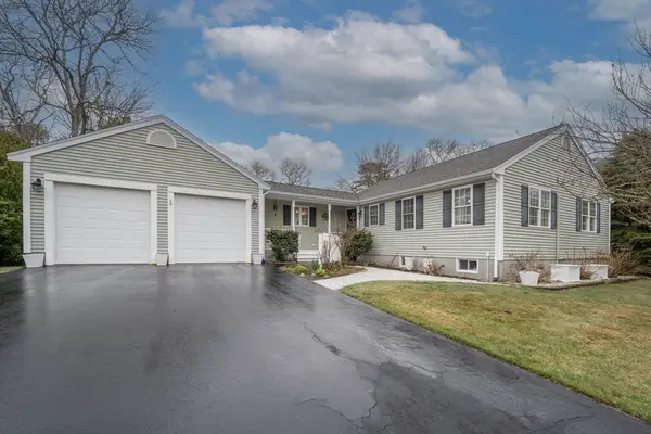 3 Lynne Rd, Wareham, MA 02571