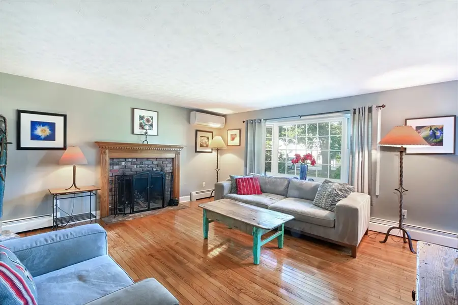 679 N Falmouth, North Falmouth, MA 02556 - #3