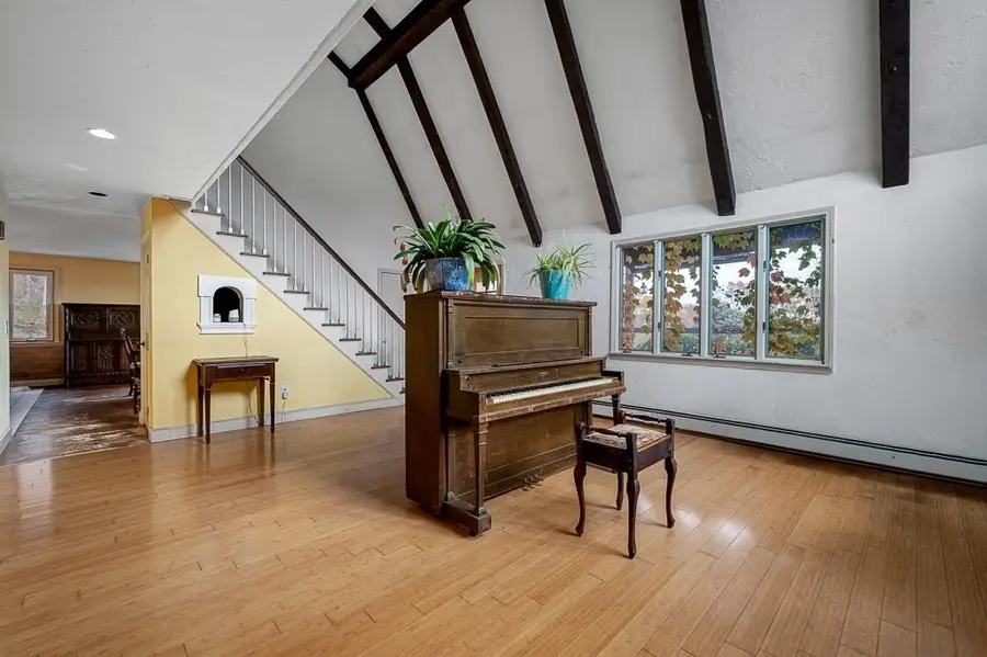 231 Chamberlain Hill Rd, Barre, MA 01005 - #2